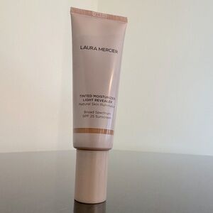Tinted Moisturizer Light Revealer Natural Skin Illuminator Broad Spectrum SPF 25